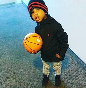 Meet your Posher, Esha